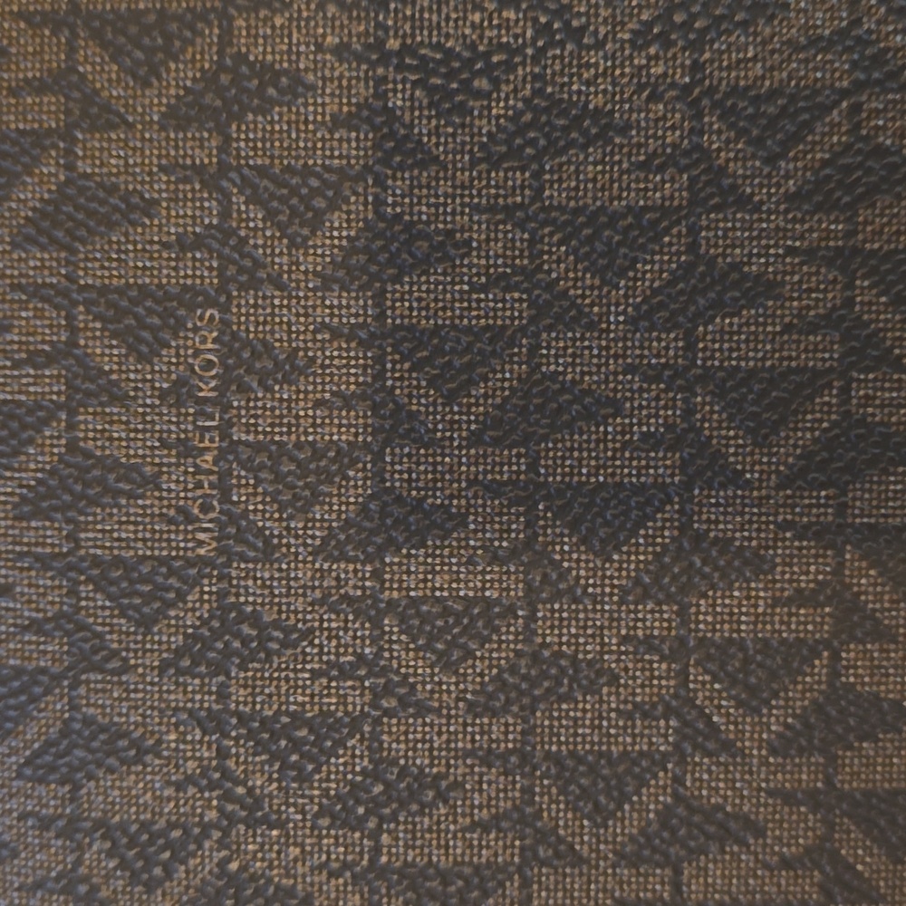 Michael Kors Monogram Passport/Card Holder - Picture 4 of 7